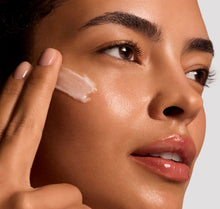 iS Clinical | Reparative Moisture Emulsion